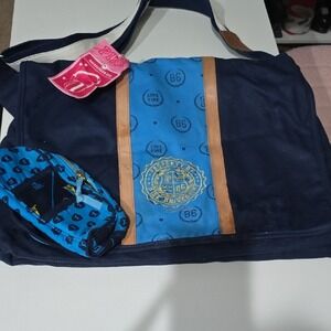 Victoria Secret Pink Messenger Bag With Laptop Pocket NWT (NO POUCH)